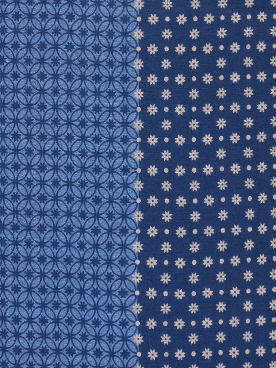 Andrea (blue) - soft and lightweight Italian scarf from 100% wool - Leather Gloves Online - 5