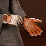 Arturo (cognac) - Hand-sewn Italian crochet driving gloves from lambskin leather - Leather Gloves Online - Luxury Leather Gloves - 5