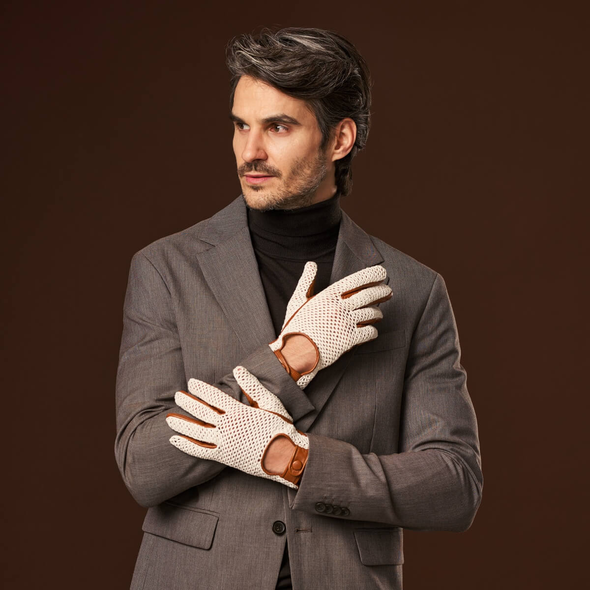 Arturo (cognac) - Hand-sewn Italian crochet driving gloves from lambskin leather - Leather Gloves Online - Luxury Leather Gloves - 9