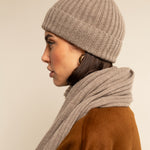 Milano (black) - 100% cashmere ribbed beanie (unisex)  - Leather Gloves Online - Luxury Beanie - 13