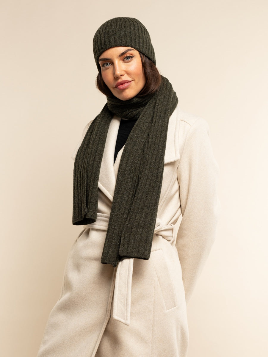Milano (dark green) - 100% cashmere ribbed beanie (unisex) - Leather Gloves Online - Luxury Beanie - 11