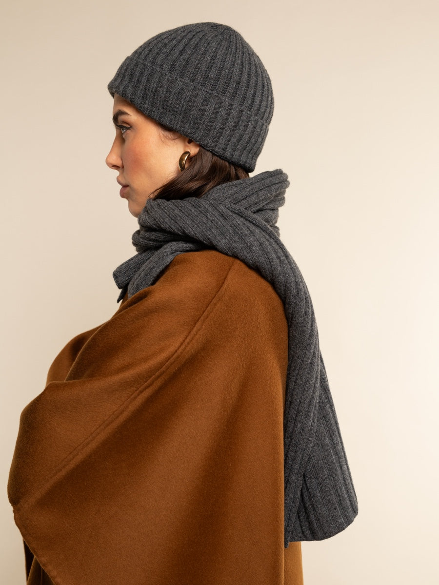 Milano (dark grey) - 100% cashmere ribbed beanie (unisex) - Leather Gloves Online - Luxury Beanie - 12