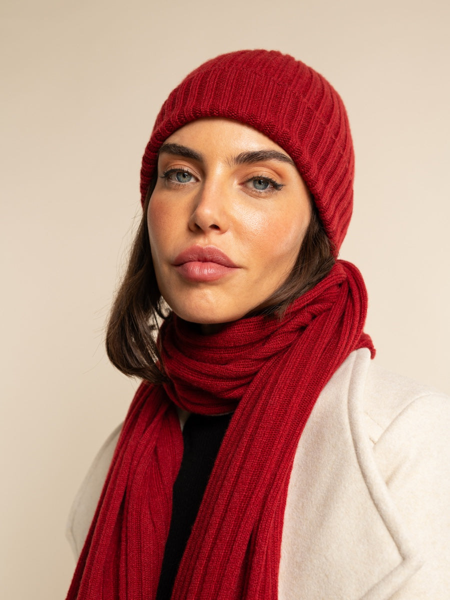 Milano (red) - 100% cashmere ribbed beanie (unisex) - Leather Gloves Online - Luxury Beanie - 11