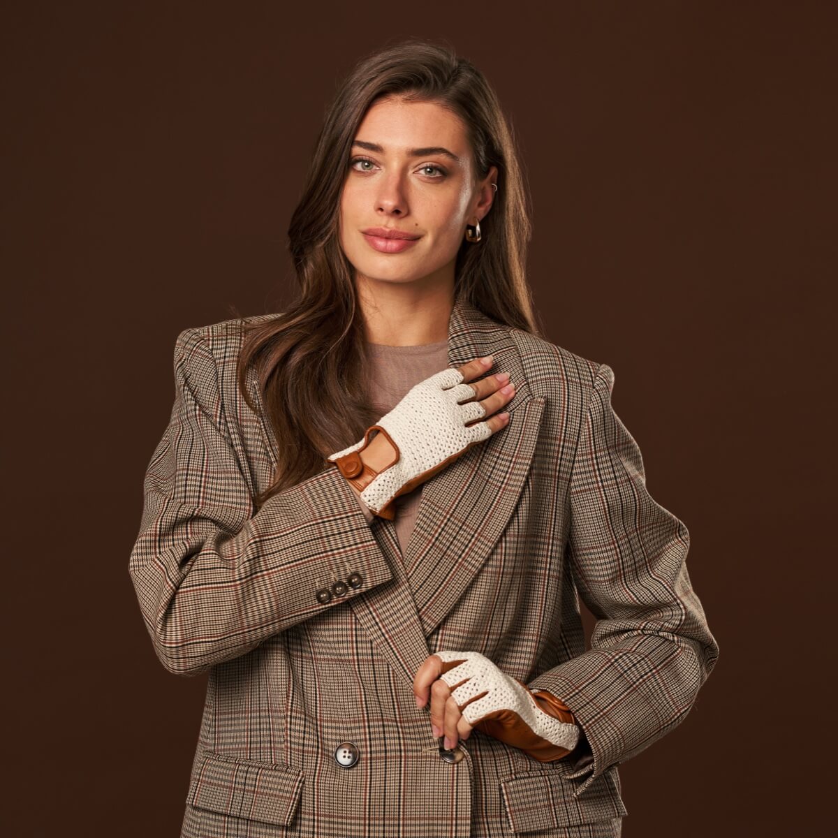Daniella (cognac) - Hand-sewn Italian crochet driving gloves from lambskin leather- Leather Gloves Online - Luxury Leather Gloves - 6