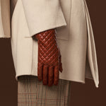 Emilia (brown) - classic Italian lambskin leather gloves with cashmere lining and checkered pattern - Leather Gloves Online - Luxury Leather Gloves - 7