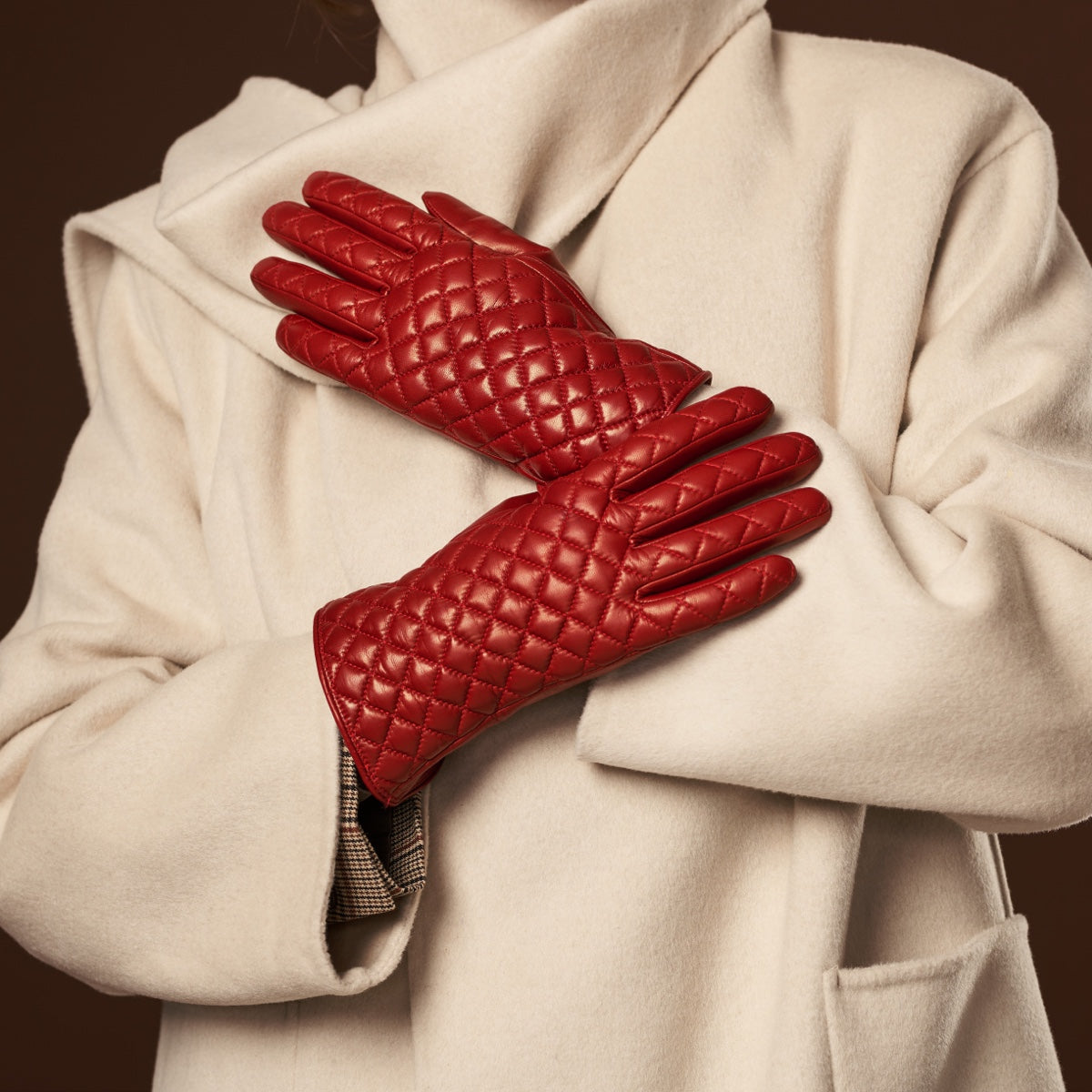 Emilia (red) - classic Italian lambskin leather gloves with cashmere lining and checkered pattern - Leather Gloves Online - Luxury Leather Gloves - 9