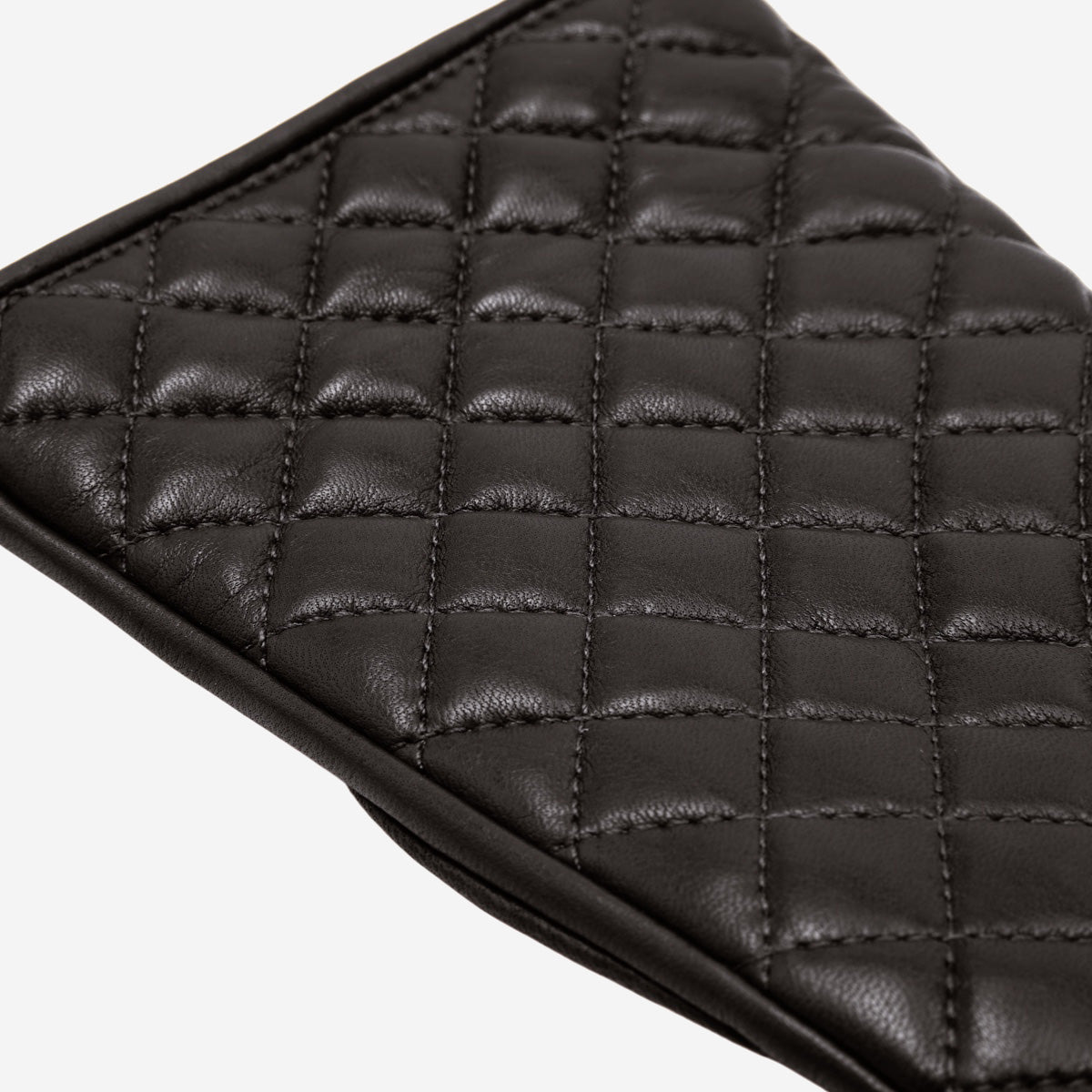Emilia (black) - classic Italian lambskin leather gloves with cashmere lining and checkered pattern - Leather Gloves Online - Luxury Leather Gloves - 4