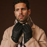 Emilio (black) – Luxurious deerskin gloves with cashmere lining and adjustable snap button