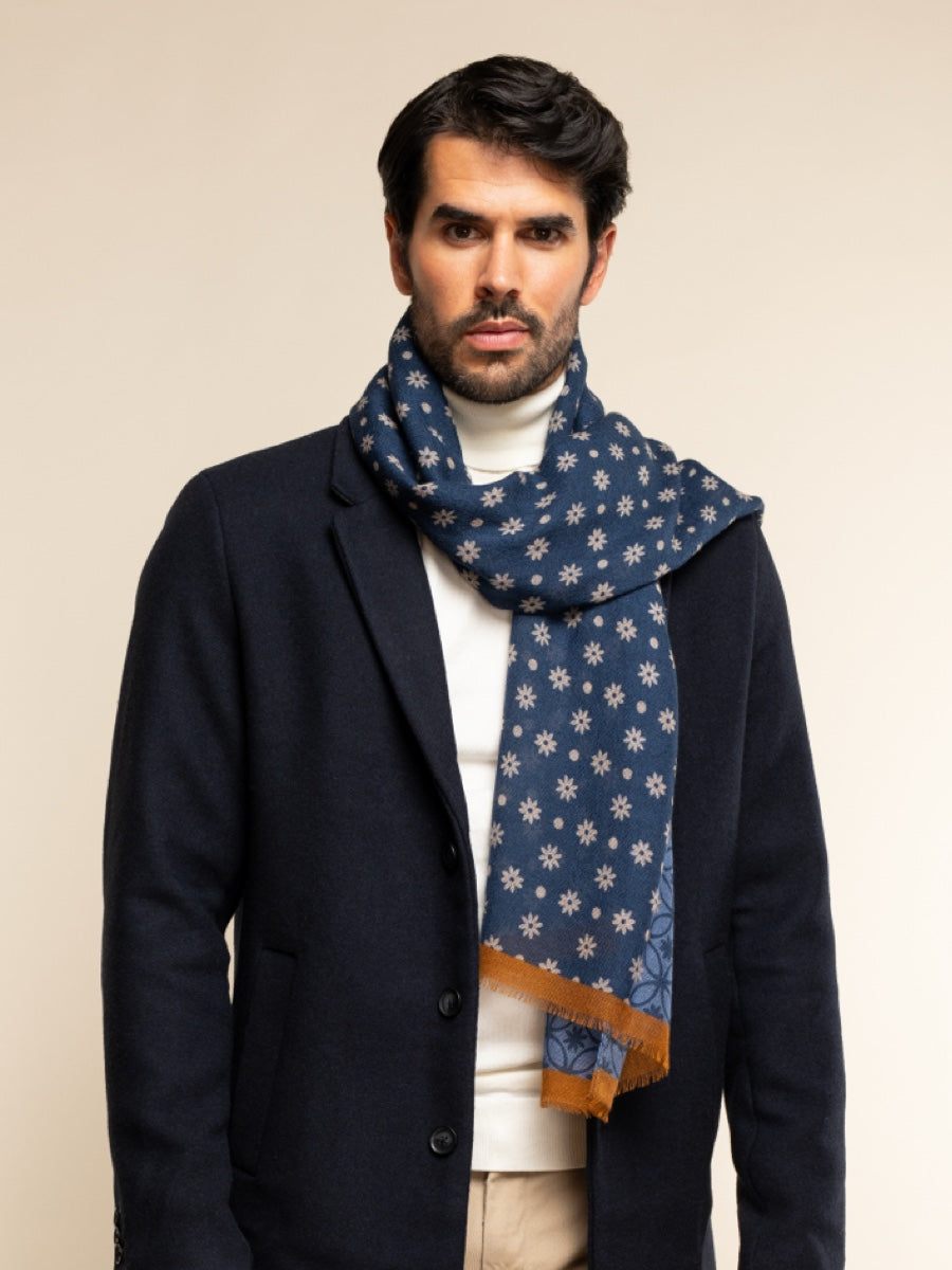 Andrea (blue) - soft and lightweight Italian scarf from 100% wool - Leather Gloves Online - 11