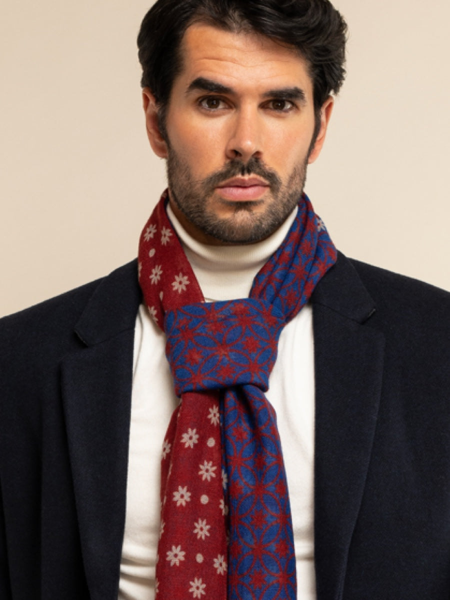 Andrea (red/blue) - soft and lightweight Italian scarf from 100% wool - Leather Gloves Online - 10