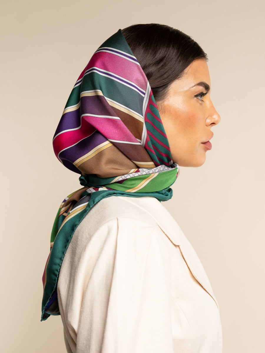 Fiorella (green) - soft and lightweight Italian foulard from pure silk
- Leather Gloves Online - Luxury Italian Scarf - 8
