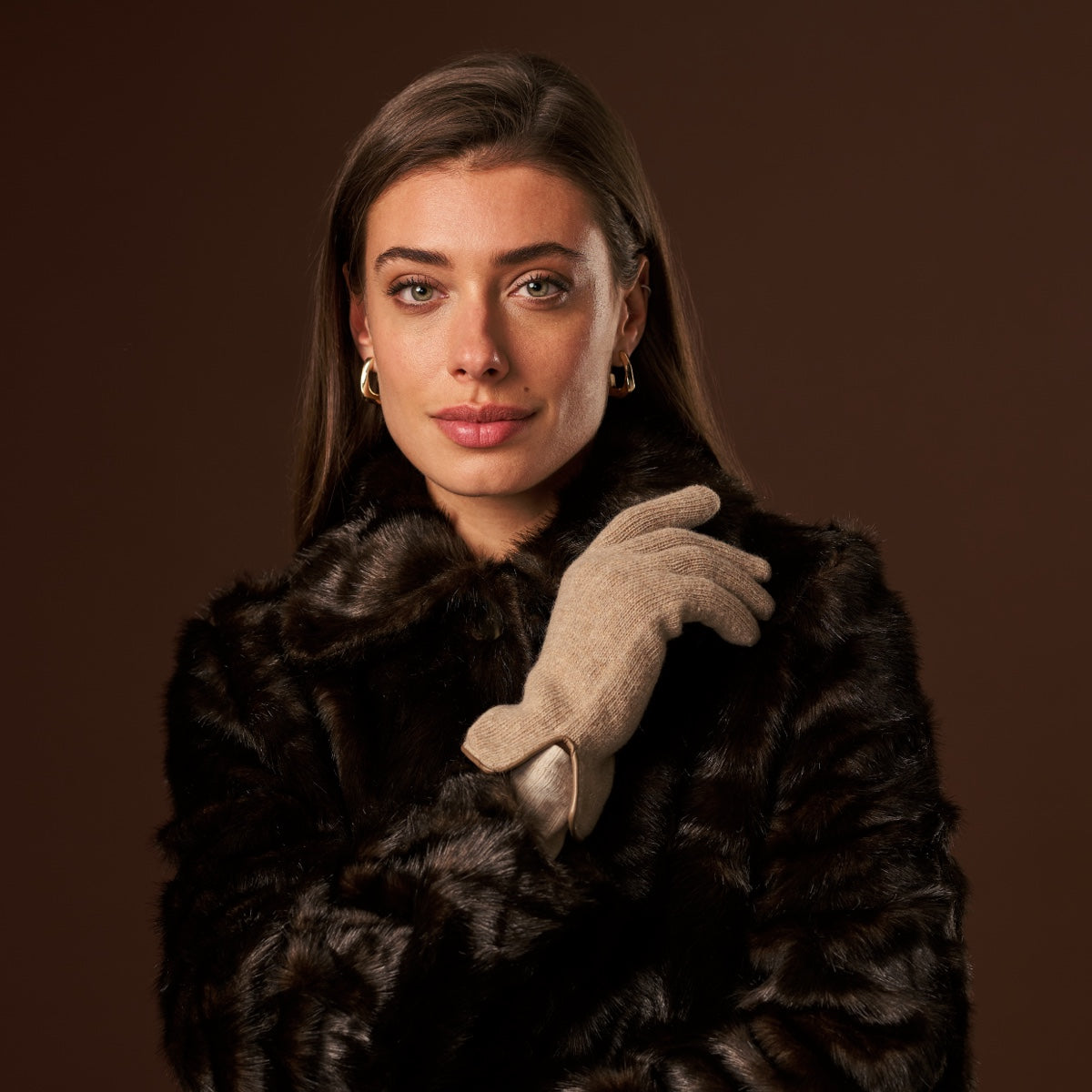 Florentina (sand) - Handmade Italian knitted wool gloves with luxurious cashmere lining - Leather Gloves Online - Luxury Leather Gloves - 6