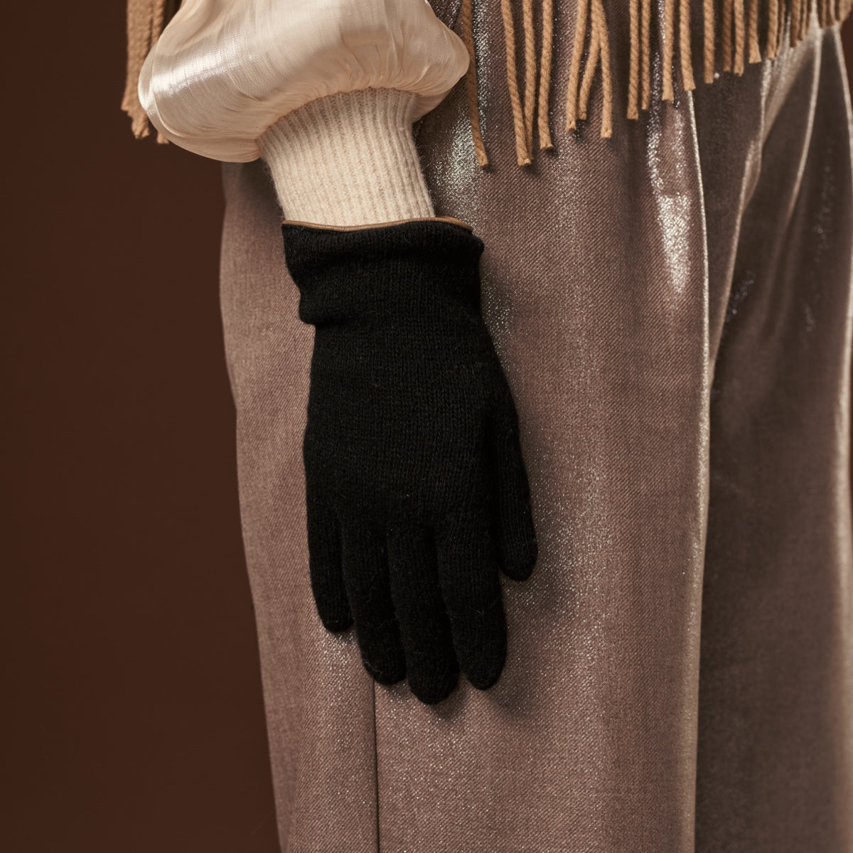 Florentina (black) - Handmade Italian knitted wool gloves with luxurious cashmere lining - Leather Gloves Online - Luxury Leather Gloves - 6