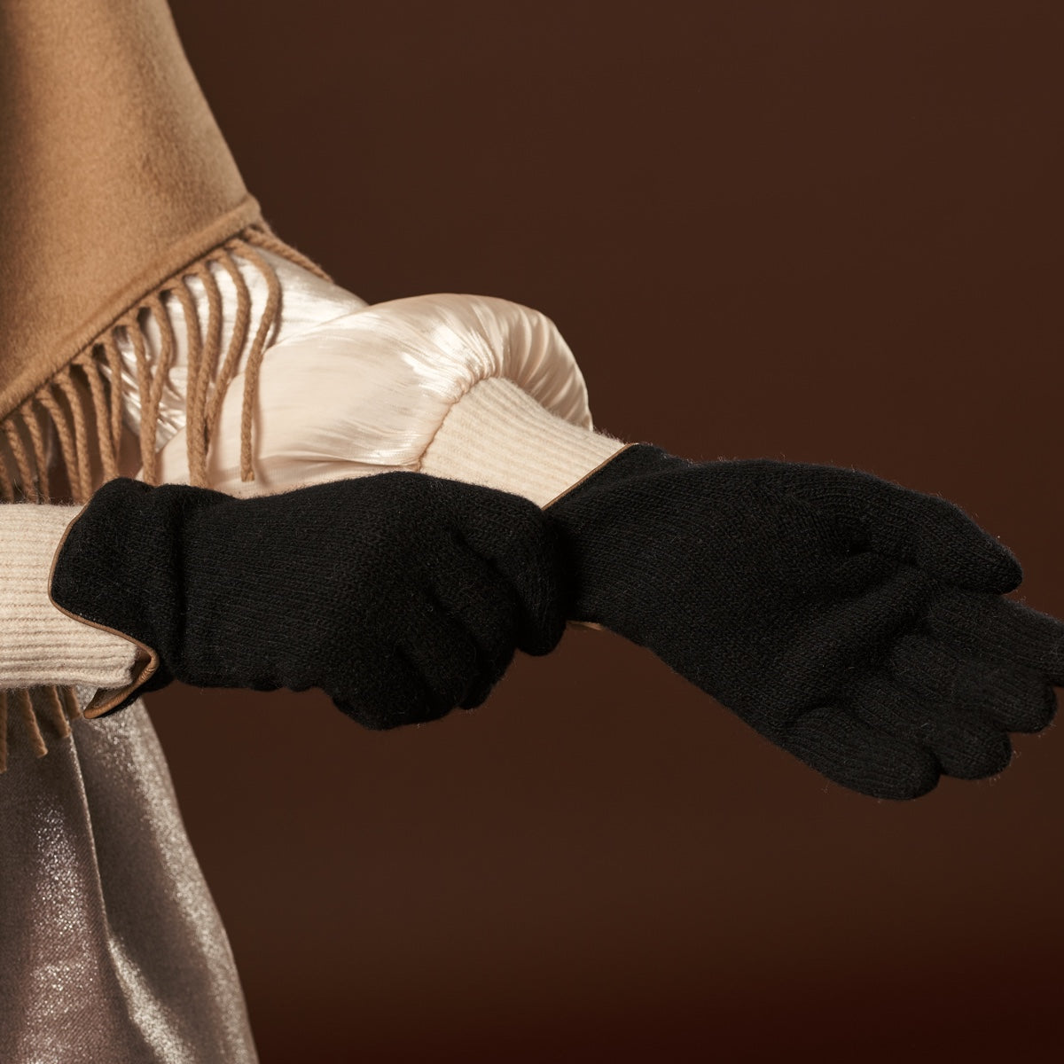 Florentina (black) - Handmade Italian knitted wool gloves with luxurious cashmere lining - Leather Gloves Online - Luxury Leather Gloves - 8