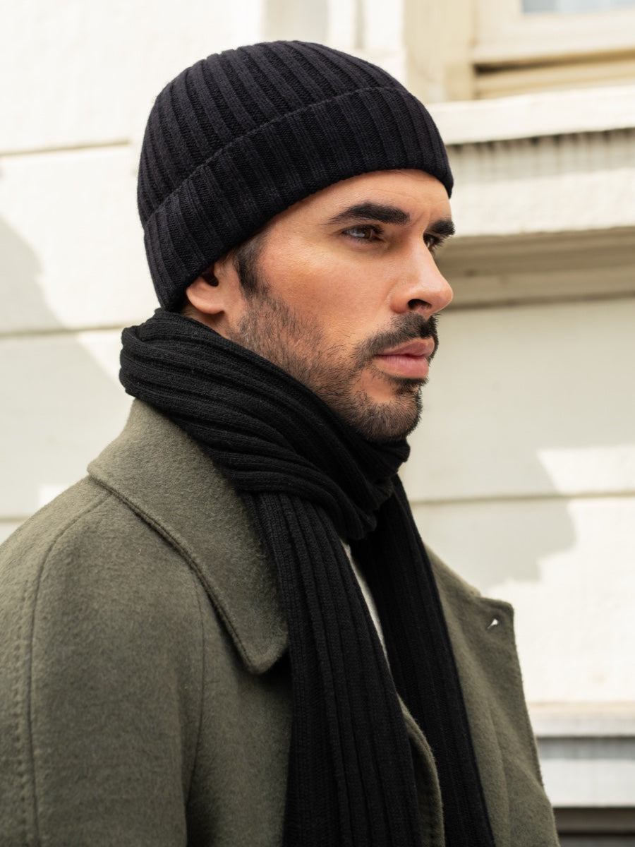Milano (black) - 100% cashmere ribbed beanie (unisex)  - Leather Gloves Online - Luxury Beanie - 11
