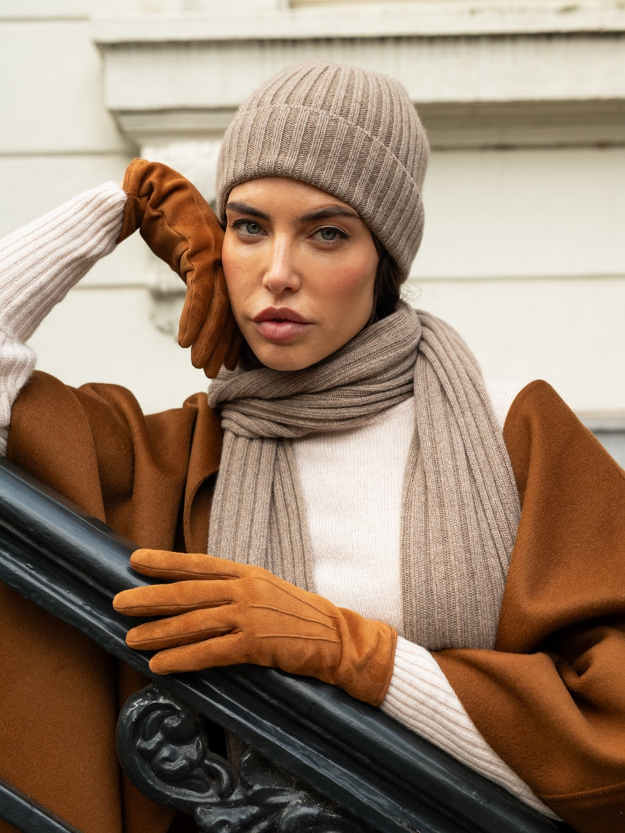 Milano (black) - 100% cashmere ribbed beanie (unisex)  - Leather Gloves Online - Luxury Beanie - 17