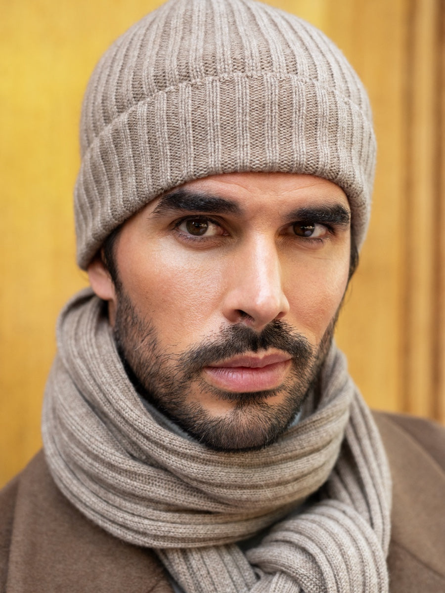 Milano (black) - 100% cashmere ribbed beanie (unisex) - Leather Gloves Online - Luxury Beanie - 16