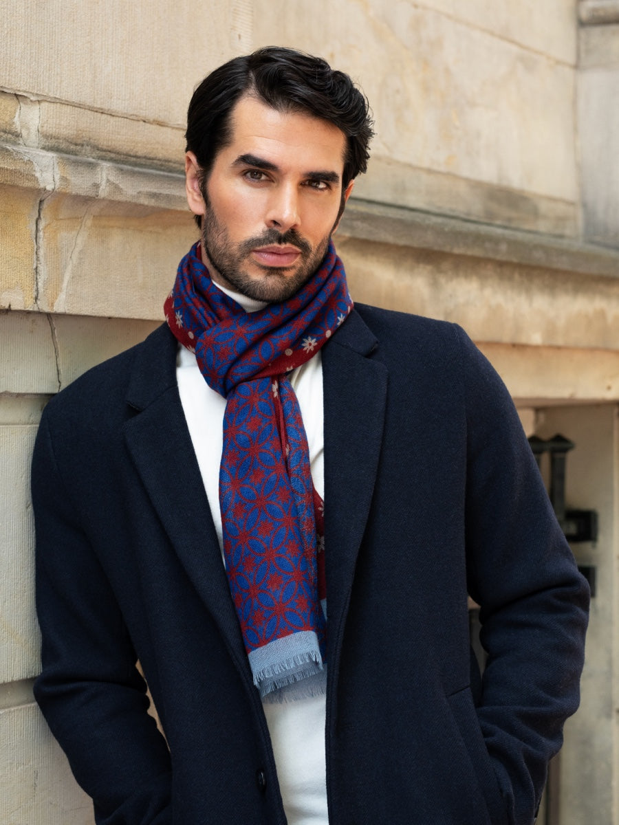 Andrea (red/blue) - soft and lightweight Italian scarf from 100% wool - Leather Gloves Online - 6