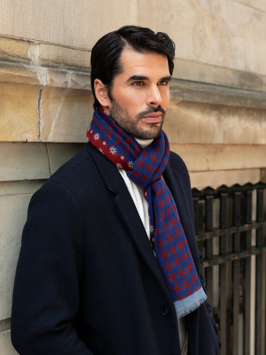 Andrea (red/blue) - soft and lightweight Italian scarf from 100% wool - Leather Gloves Online - 8