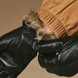 Julietta (black) - Lambskin leather gloves with plush rabbit fur lining and touchscreen feature