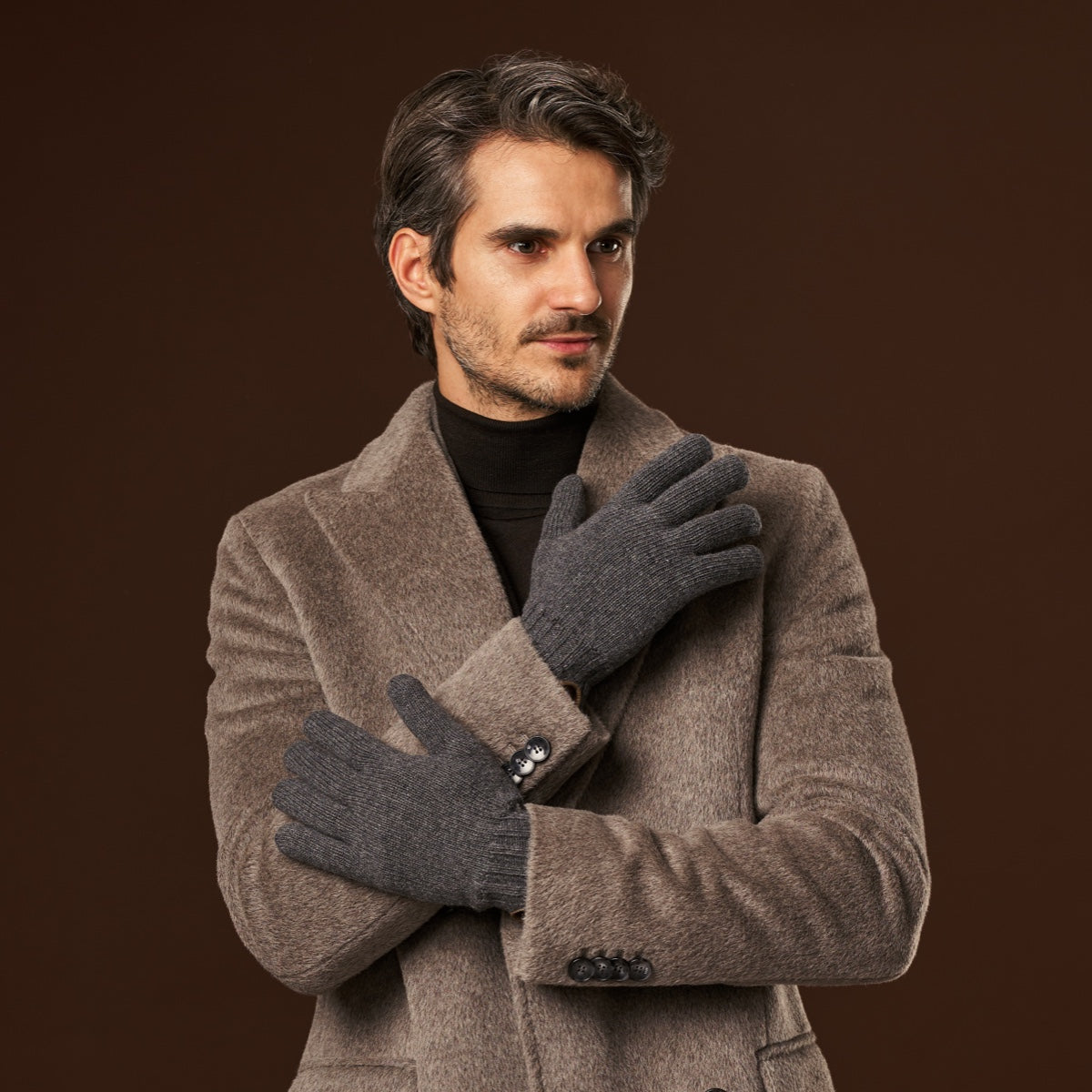 Luciano (grey) - Handmade Italian knitted wool gloves with luxurious cashmere lining - Leather Gloves Online - Luxury Wool Gloves - 3