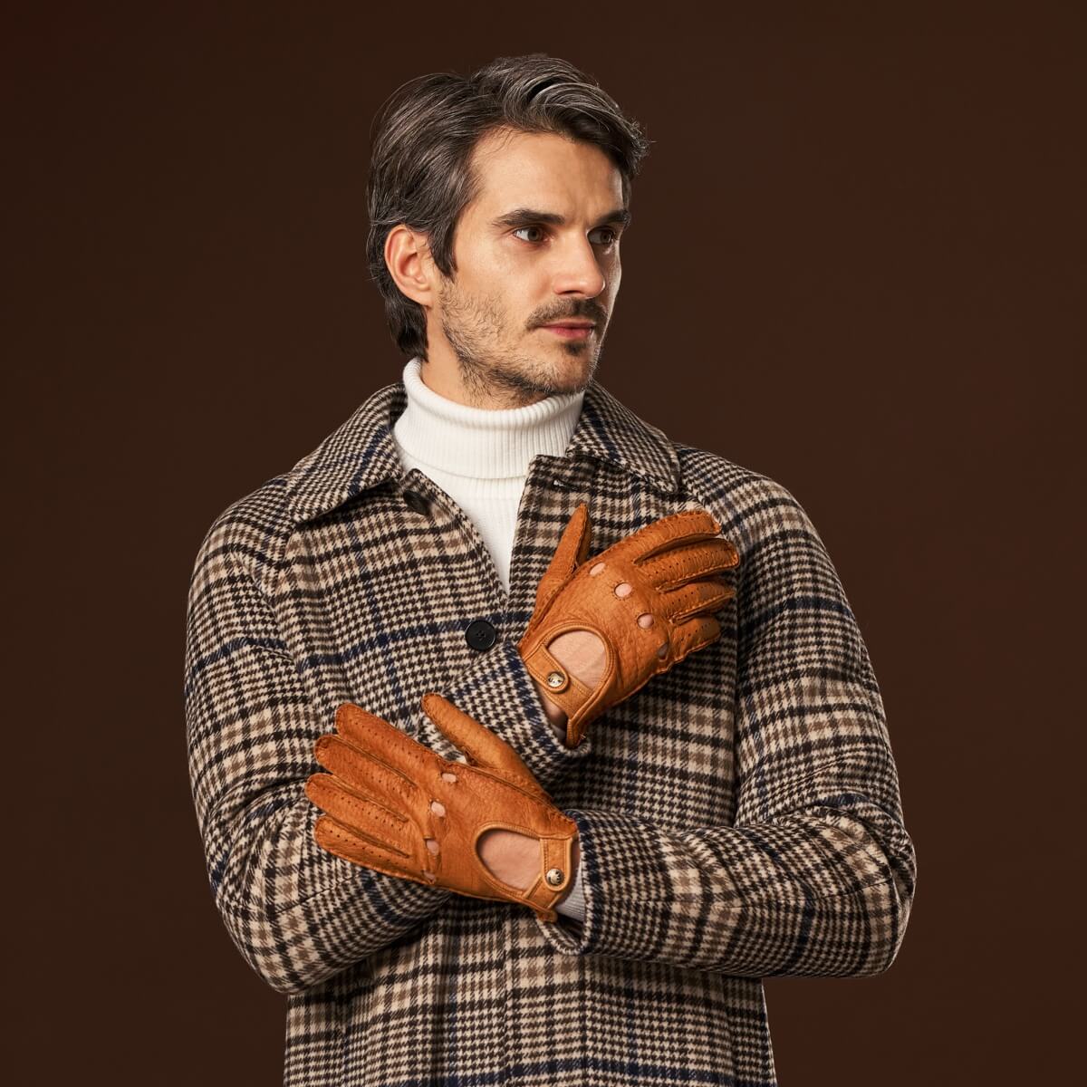Marcello (brown) – Luxurious Italian peccary driving gloves - Leather Gloves Online - Luxury Leather Gloves - 4