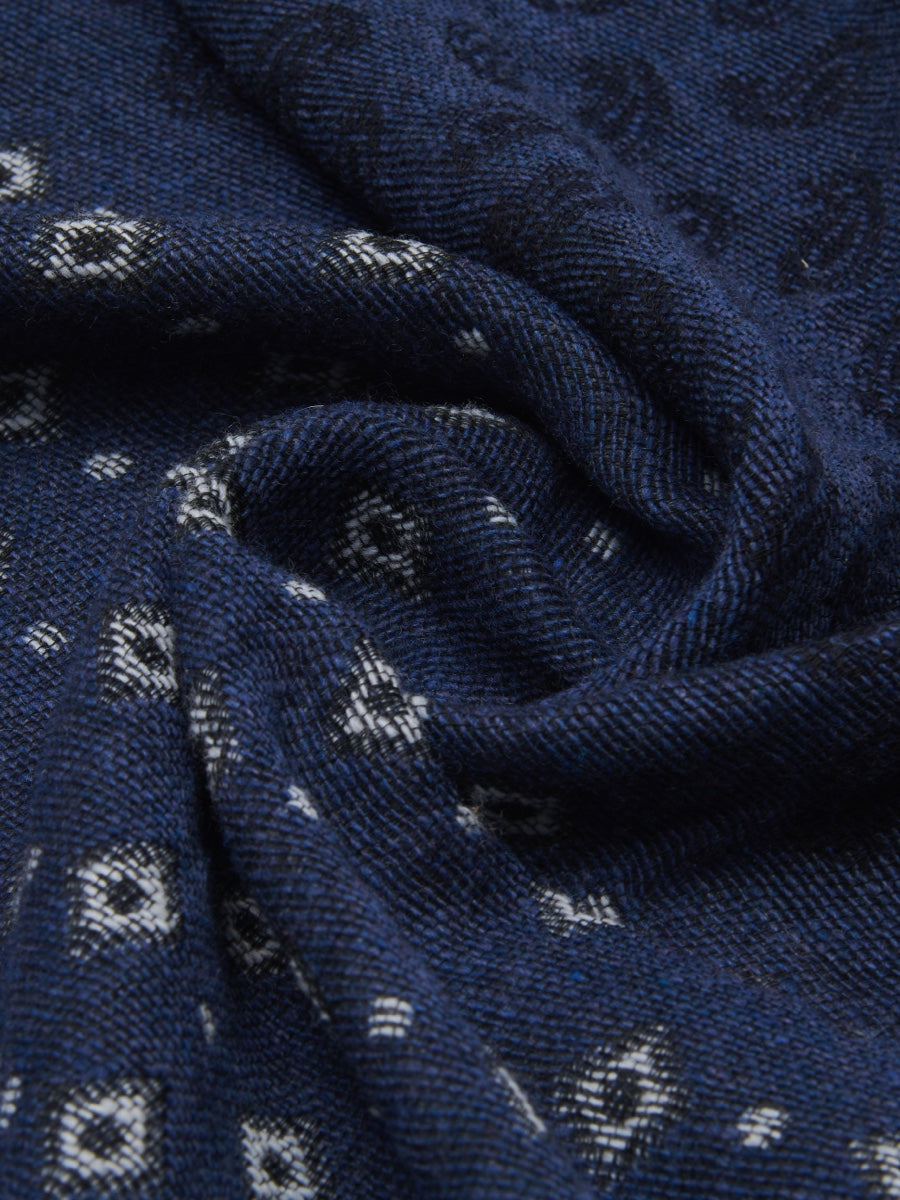 Federico (grey/blue) - warm and soft Italian scarf from wool blend  - Leather Gloves Online - Luxury Italian Scarf - 4