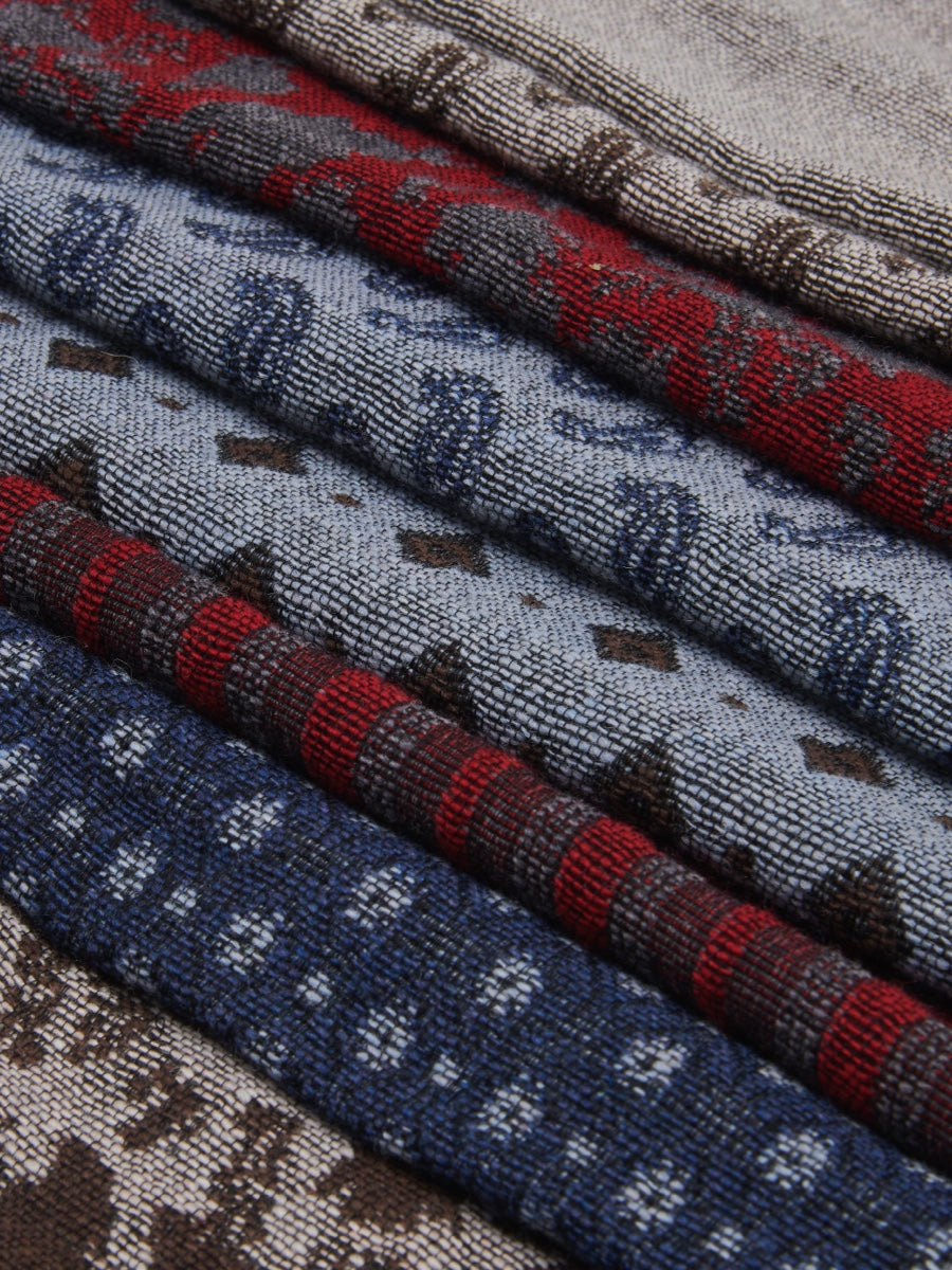Federico (red/blue) - warm and soft Italian scarf from wool blend
- Leather Gloves Online - Luxury Italian Scarf - 5