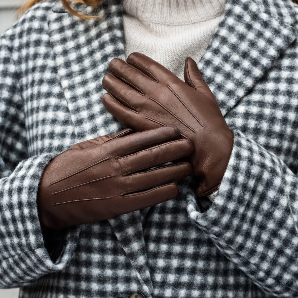 Francesca (brown) - Italian lambskin leather gloves with white rabbit fur lining - Leather Gloves Online - Luxury Leather Gloves - 6