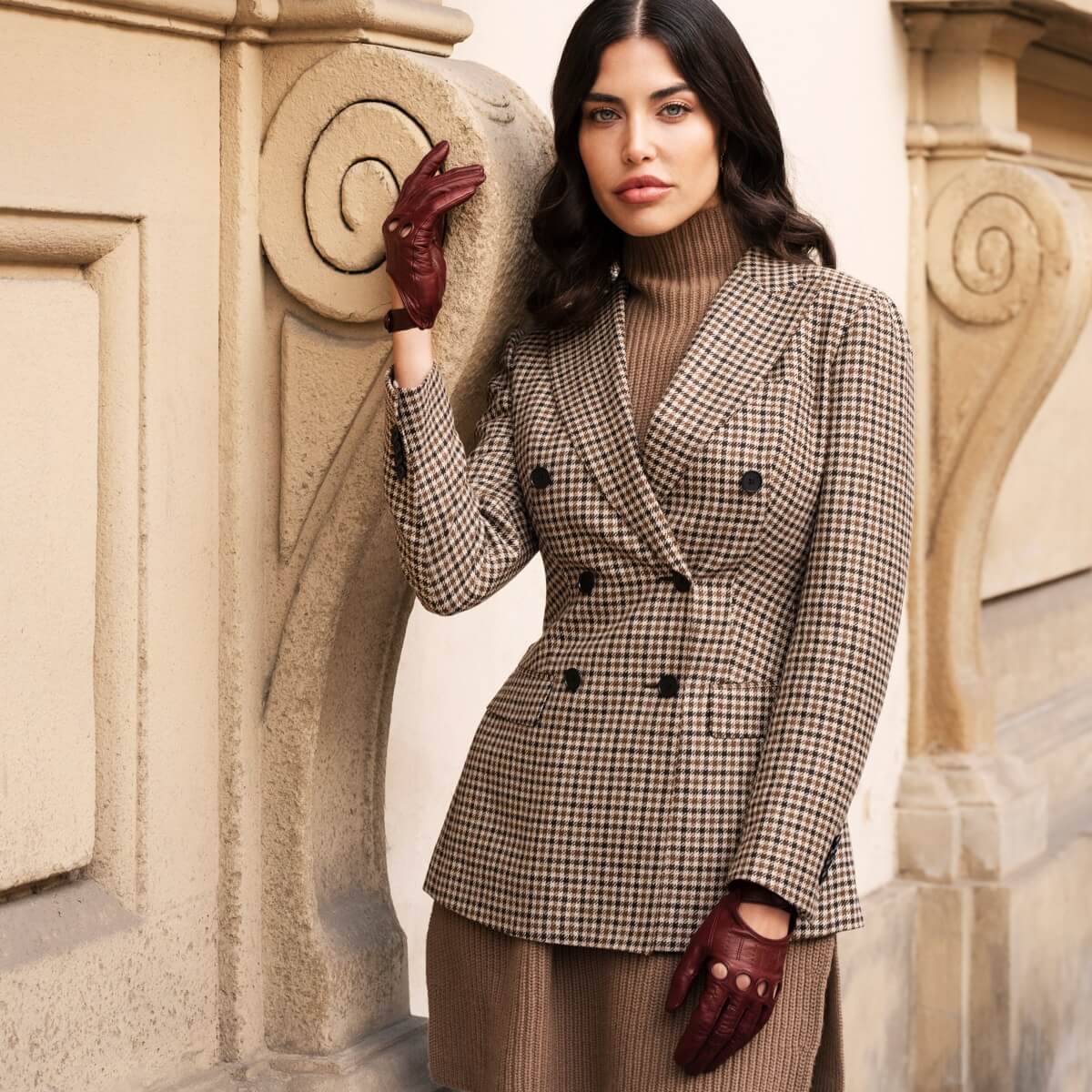 Alessa (cordovan) - classic Italian lambskin leather driving gloves- Leather Gloves Online - Luxury Leather Gloves - 3