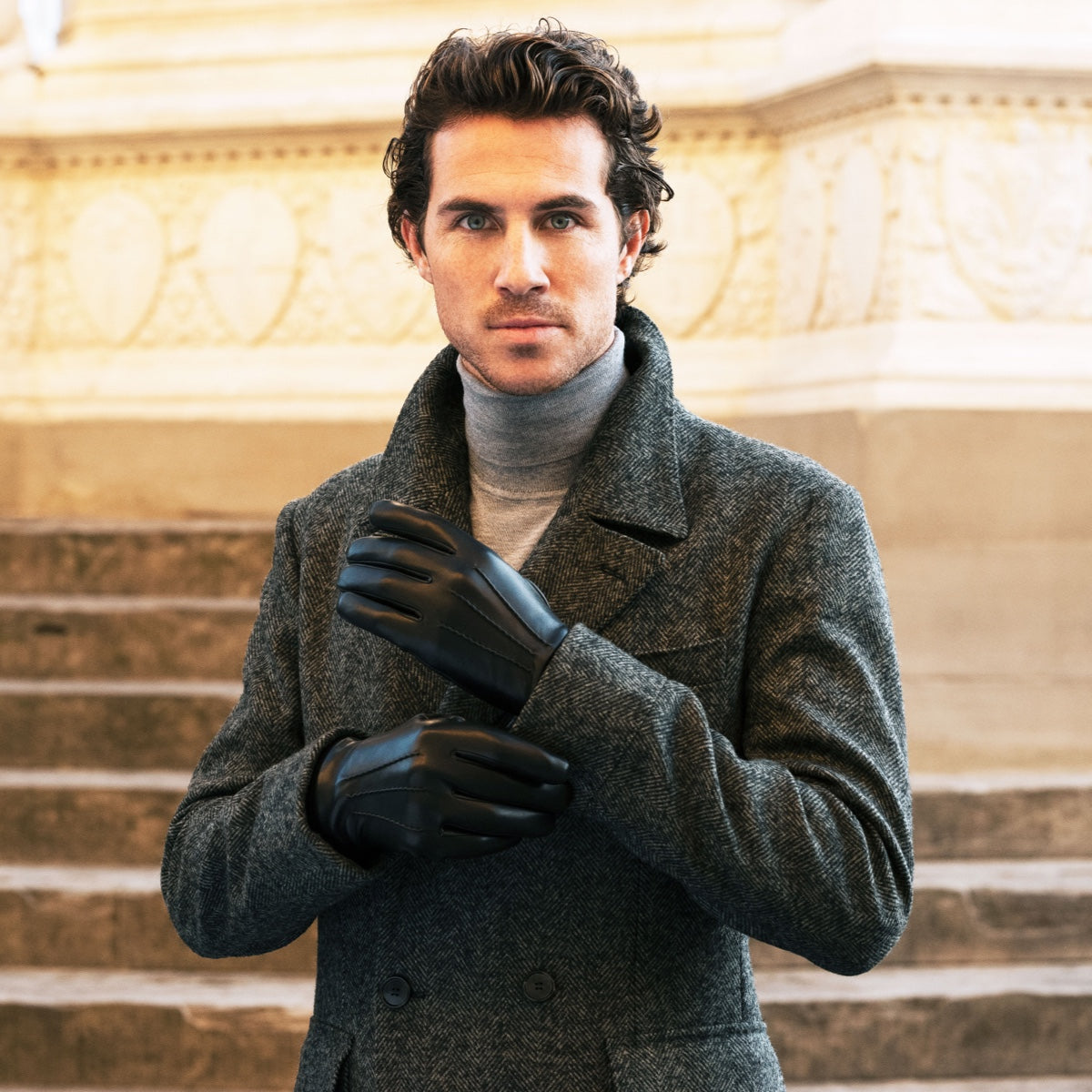Alessandro (black) - Italian lambskin leather gloves with cashmere lining & touchscreen feature - Leather Gloves Online - Luxury Leather Gloves - 6
