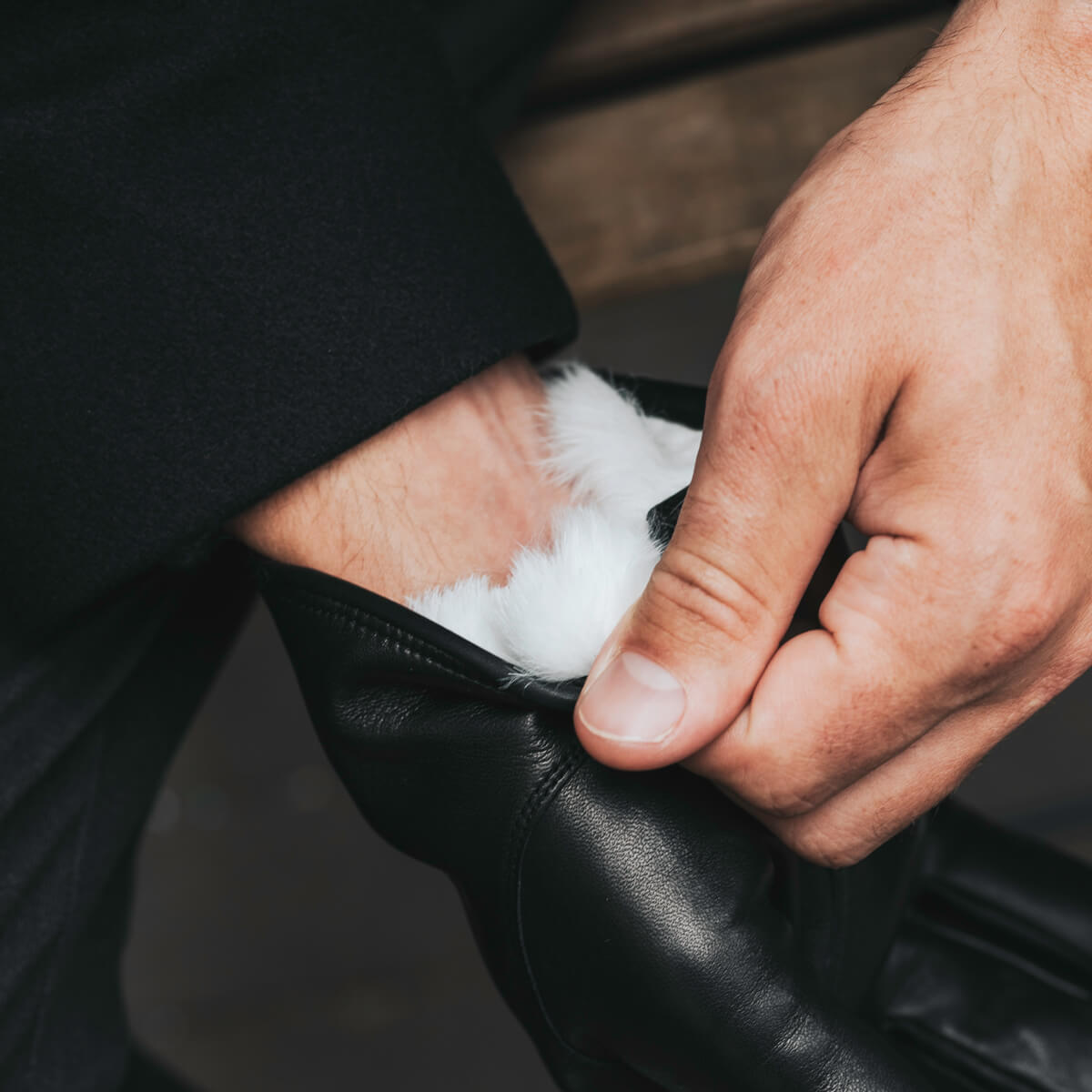 Marco (black) - Italian lambskin leather gloves with white rabbit fur lining - Leather Gloves Online - Luxury Leather Gloves - 6