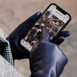 Leather Gloves Touchscreen Navy Women Isabella - Leather Gloves Online® - Luxury Leather Gloves - Made in Italy - 4