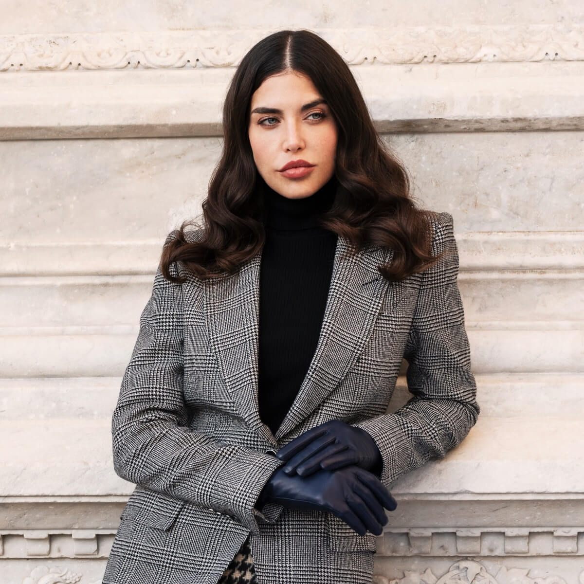 Sofia (navy blue) - Italian lambskin leather gloves with silk lining - Leather Gloves Online - Luxury Leather Gloves - 5