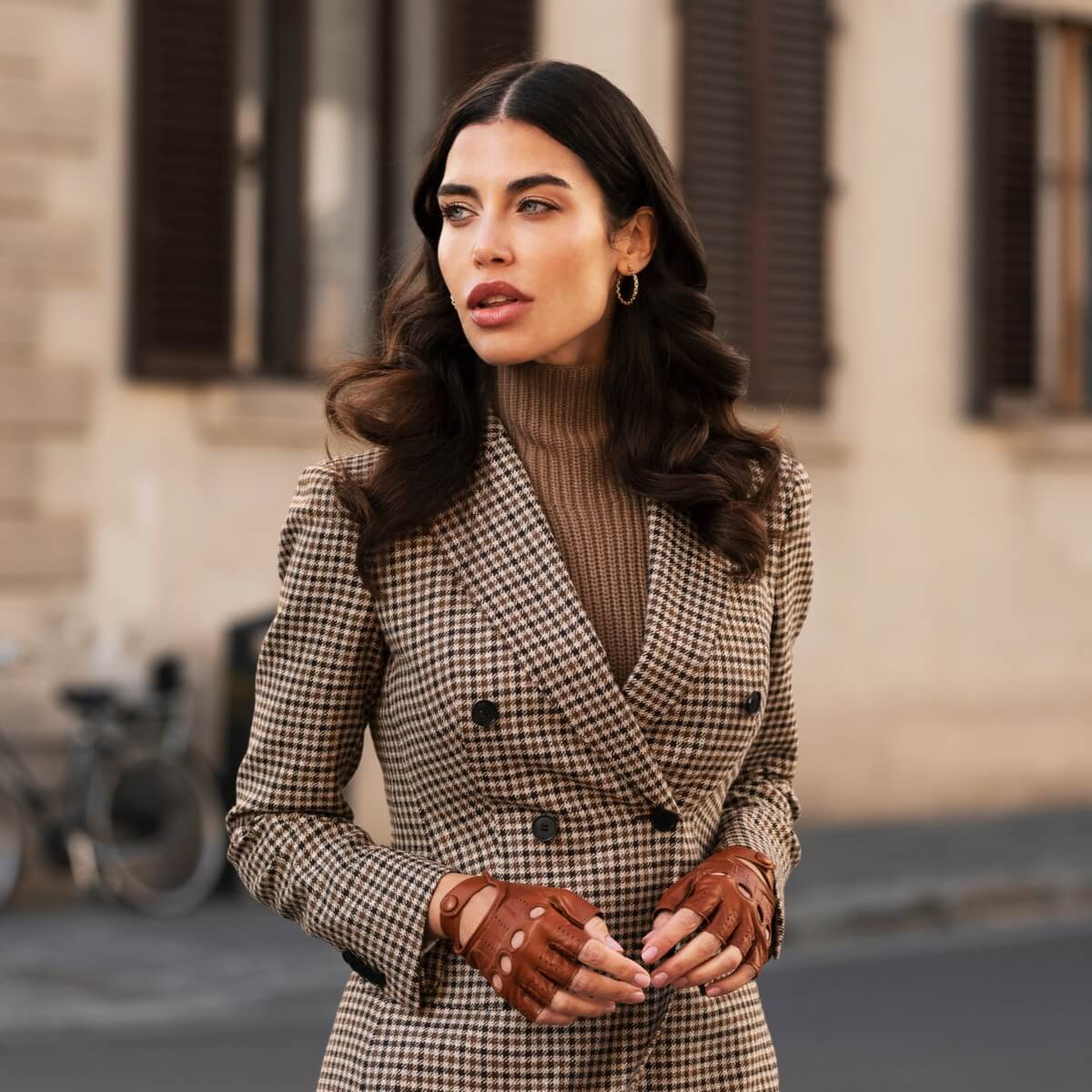 Rossana (cognac) - Italian fingerless lambskin leather driving gloves - Leather Gloves Online - Luxury Leather Gloves - 3