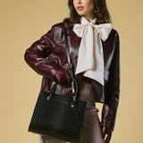Patrizia (black) - Italian calf leather women's handbag (with shoulder strap)