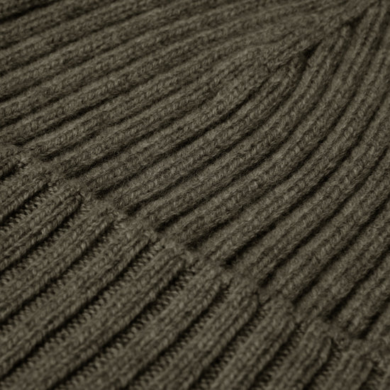 Milano (dark green) - 100% cashmere ribbed beanie (unisex) - Leather Gloves Online - Luxury Beanie - 3
