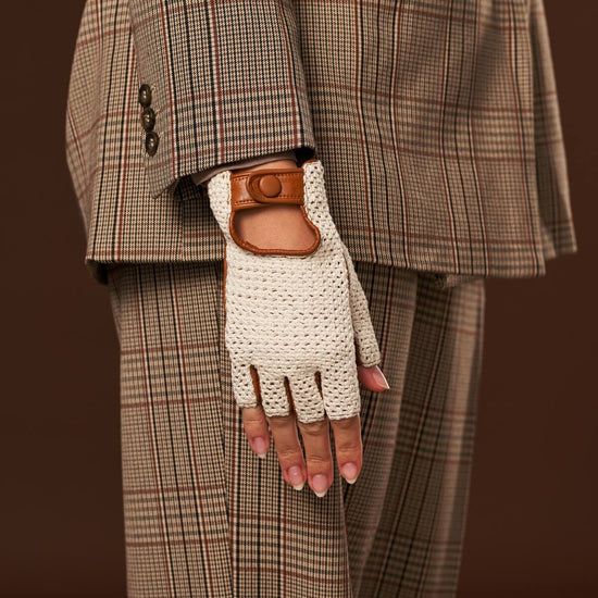 Daniella (cognac) - Hand-sewn Italian crochet driving gloves from lambskin leather- Leather Gloves Online - Luxury Leather Gloves - 5