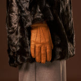 Donatella (brown) – Luxurious Italian peccary leather gloves with cashmere lining