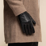 Elijah (black) – Timeless sheepskin leather gloves with luxurious cashmere lining & touchscreen capability