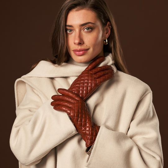 Emilia (brown) - Classic Italian lambskin leather gloves with cashmere lining and checkered pattern