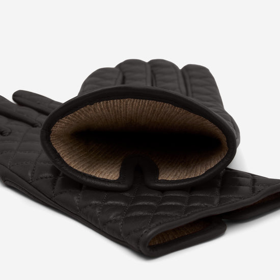Emilia (black) - classic Italian lambskin leather gloves with cashmere lining and checkered pattern - Leather Gloves Online - Luxury Leather Gloves - 3