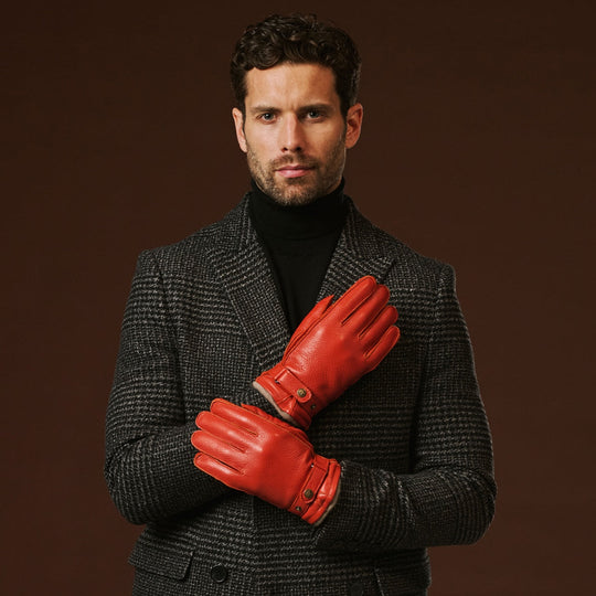 Emilio (orange) – Luxurious Italian deerskin gloves with cashmere lining and adjustable snap button