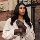 Evelyn (brown) - Goatskin leather gloves with soft lambswool lining and touchscreen feature