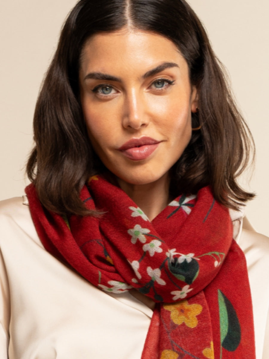 Evelina (red) - soft and lightweight Italian scarf from premium wool - Leather Gloves Online - Luxury Italian Scarf - 9