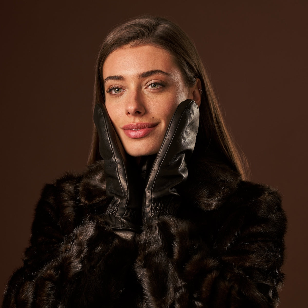 Gianetta (black) – Italian lambskin mittens with luxurious lambswool lining - Leather Gloves Online - Luxury Leather Gloves - 5