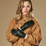 Julietta (black) - Lambskin leather gloves with plush rabbit fur lining and touchscreen feature