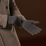 Luciano (grey) - Handmade Italian knitted wool gloves with luxurious cashmere lining