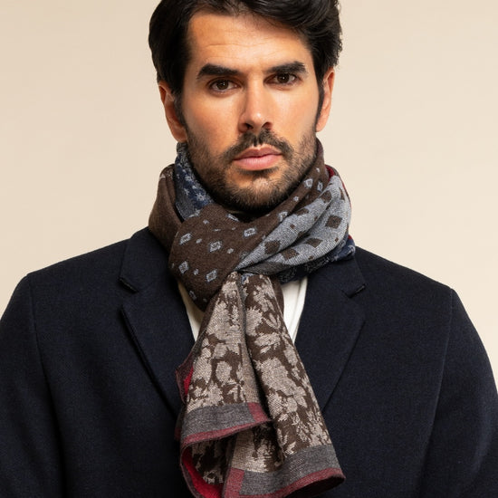 Federico (red/blue) - warm and soft Italian scarf from wool blend
- Leather Gloves Online - Luxury Italian Scarf - 2