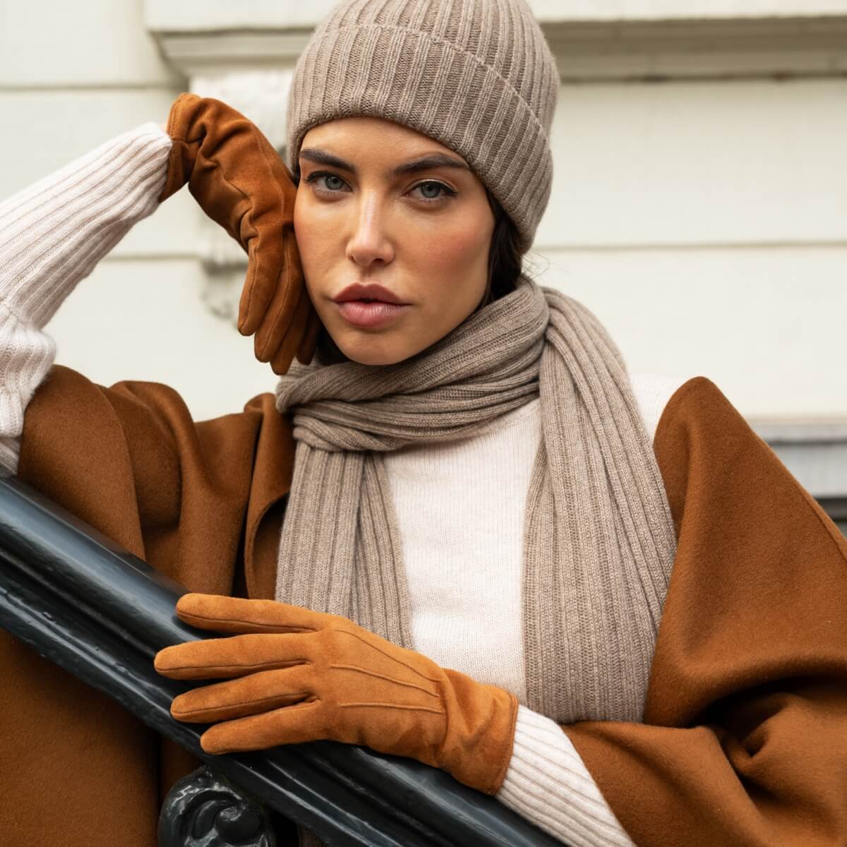 Suede Leather Gloves Cognac Women Silvia - Leather Gloves Online® - Luxury Leather Gloves - Made in Italy - 6